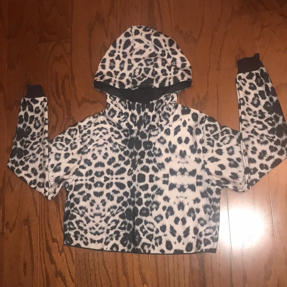 Ultracor black & gray leopard lynx hoodie S